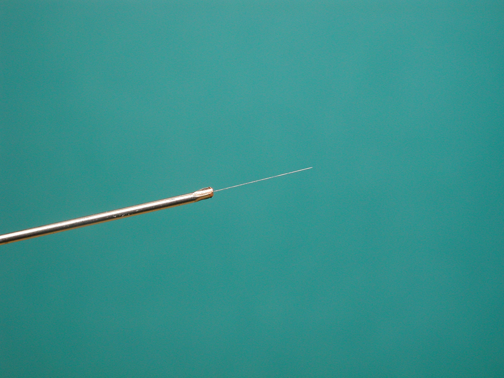 72F Tungsten Wire (1 mil) Probe